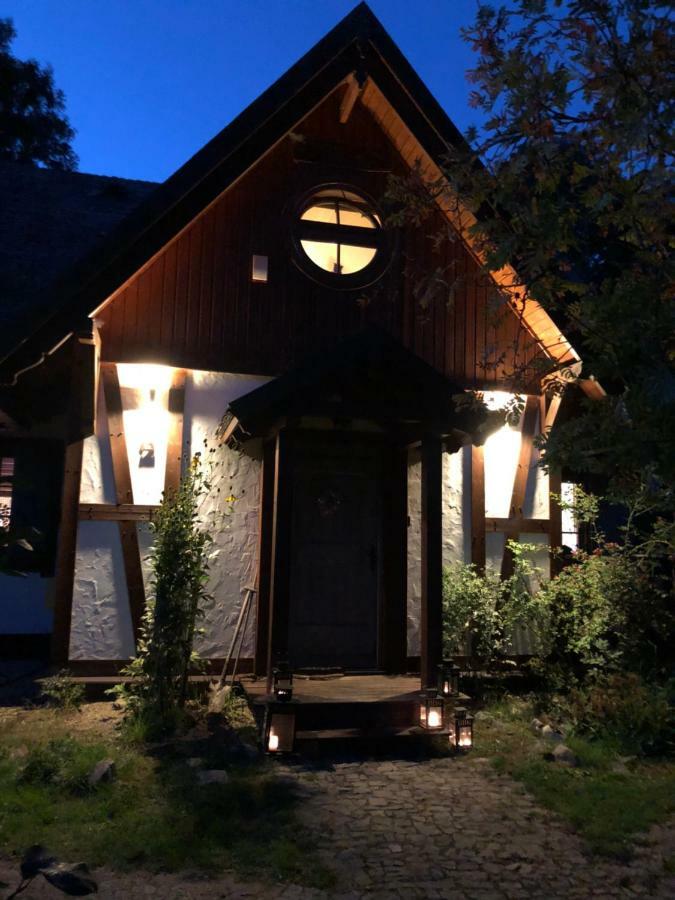 Dom Majowka I Apartamenty Bartoszowka I Michalowka Karwienskie Bloto Drugie 外观 照片
